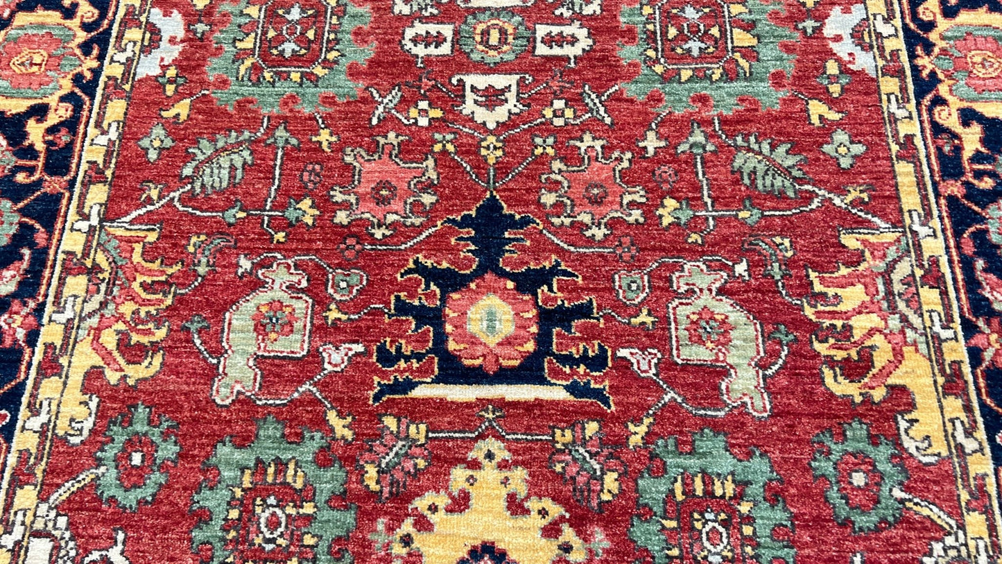 Transitional Heriz 5'1"x6'6" Area Rug