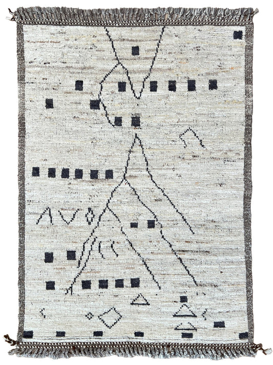 Moroccan Style 4'11"x6'8" Area Rug