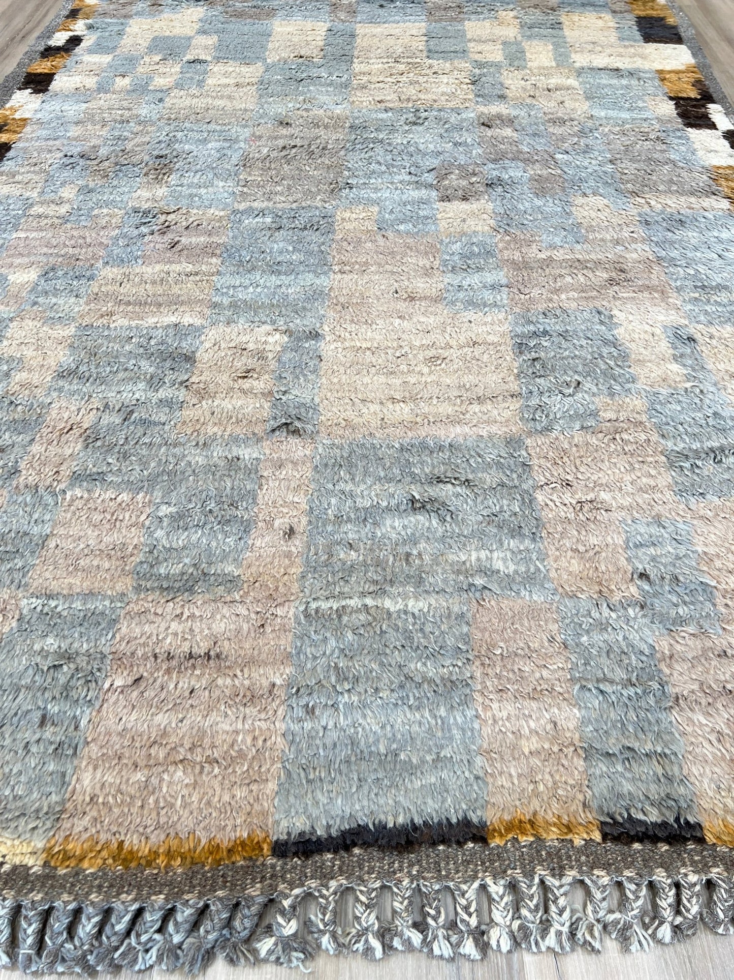 Moroccan Style 6'7"x9'4" Area Rug