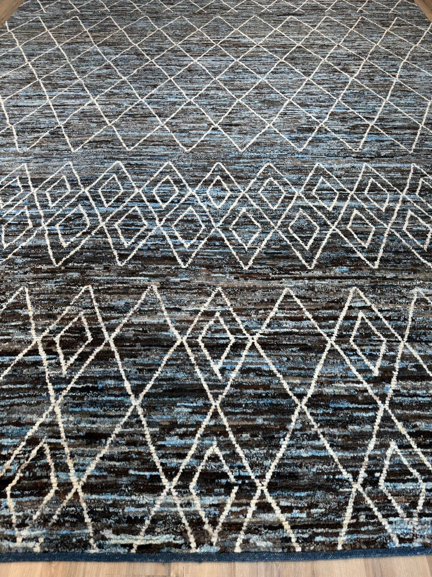 Moroccan Style 12'10"x16'3" Area Rug