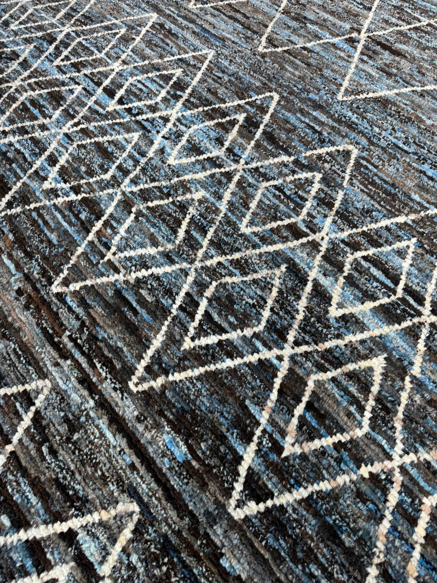 Moroccan Style 12'10"x16'3" Area Rug