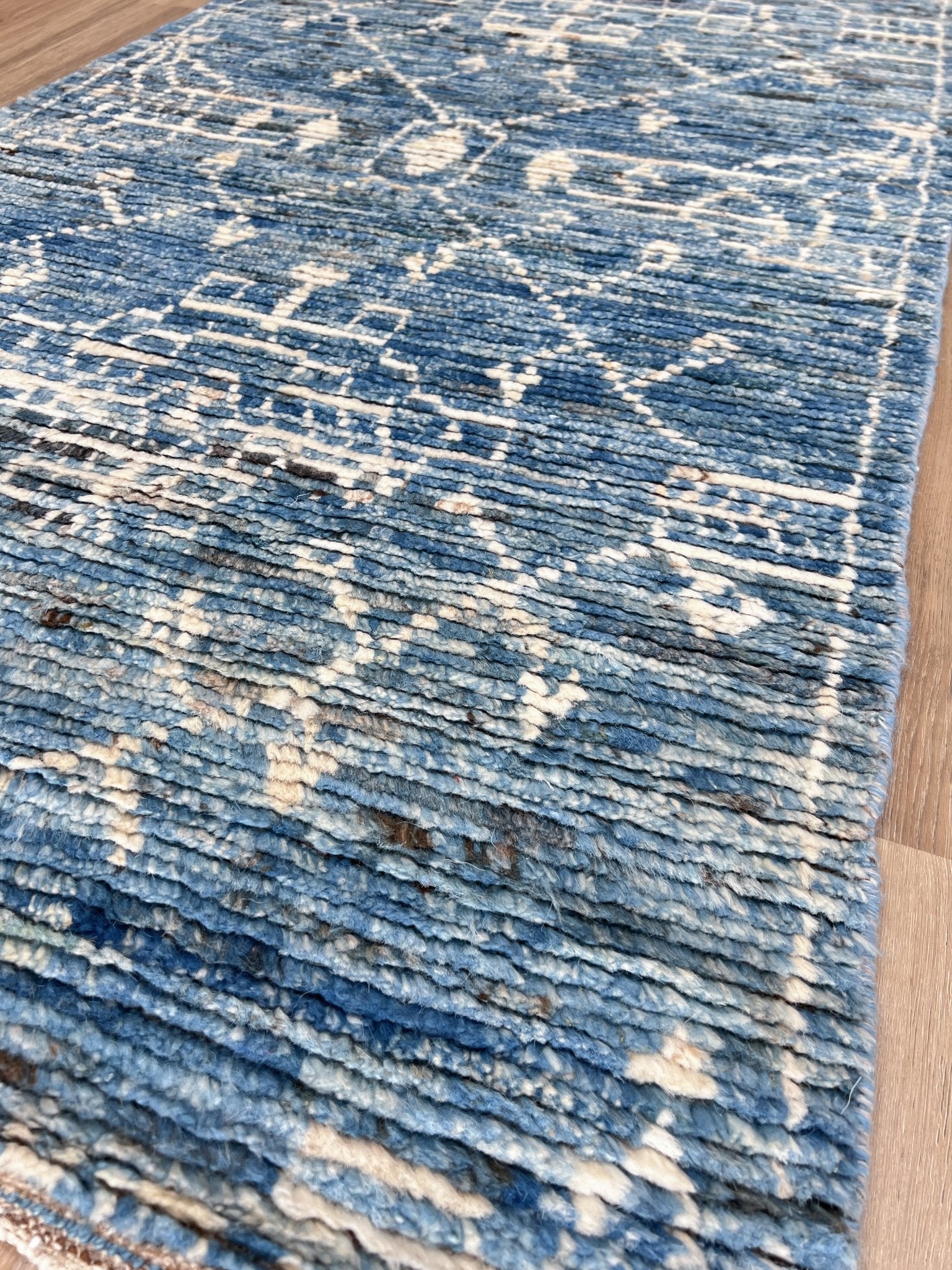 Moroccan Style Runner 2'10"x11'3" Area Rug