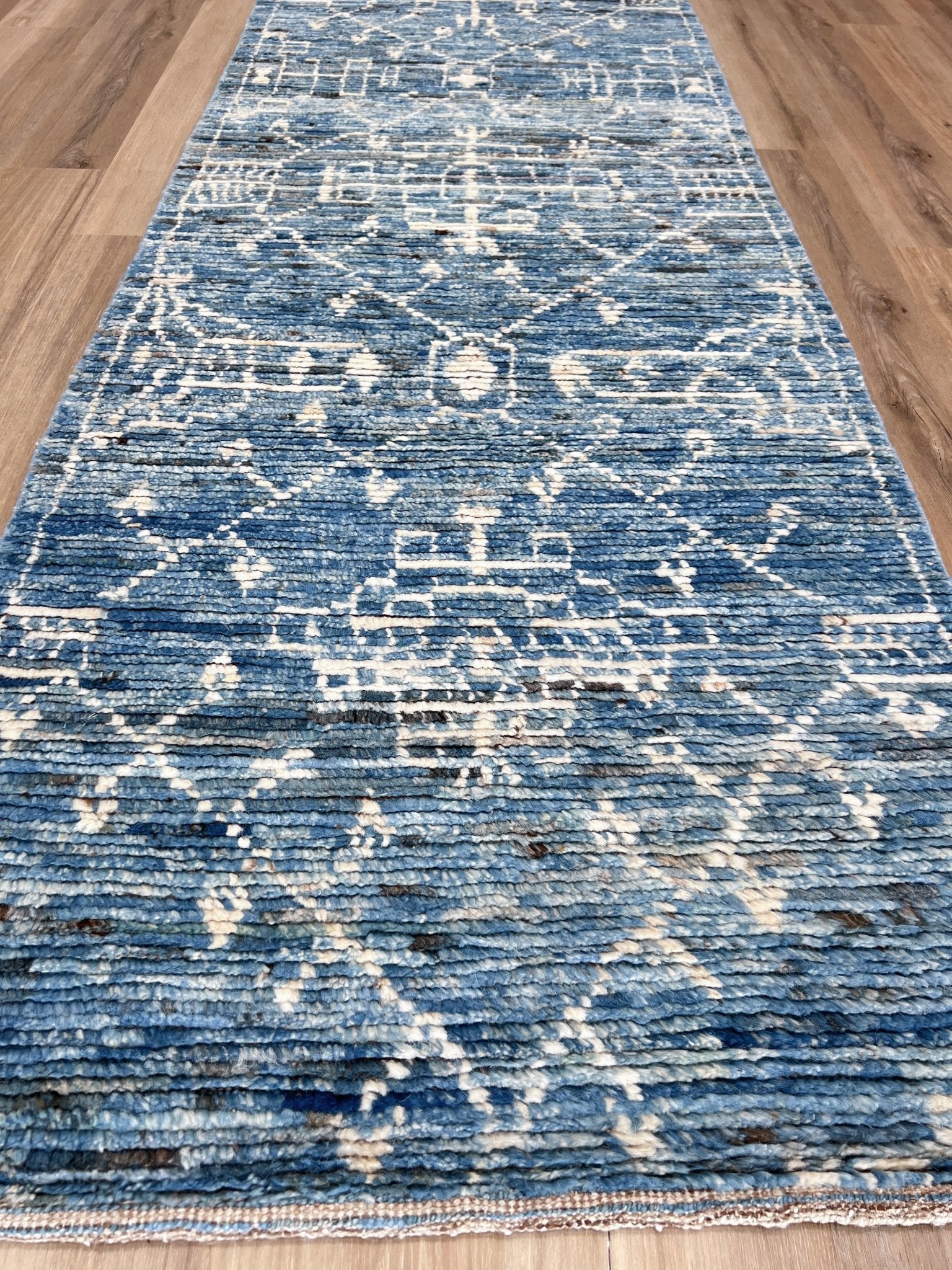 Moroccan Style Runner 2'10"x11'3" Area Rug