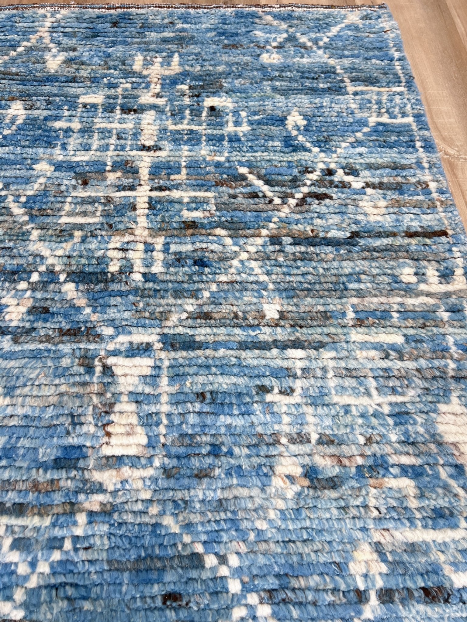 Moroccan Style Runner 2'10"x11'3" Area Rug