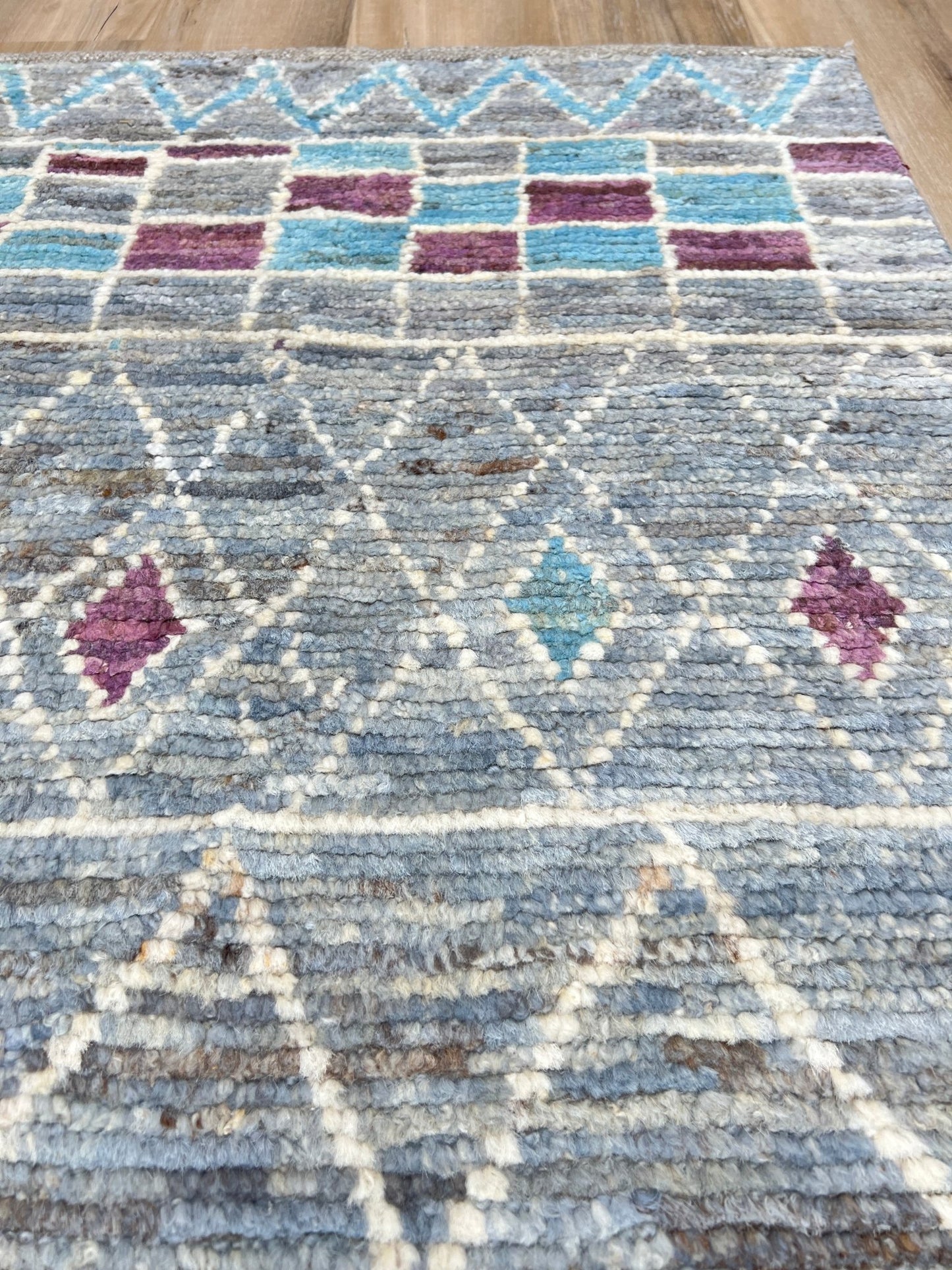 Moroccan Style Runner 2'9"x7'9" Area Rug