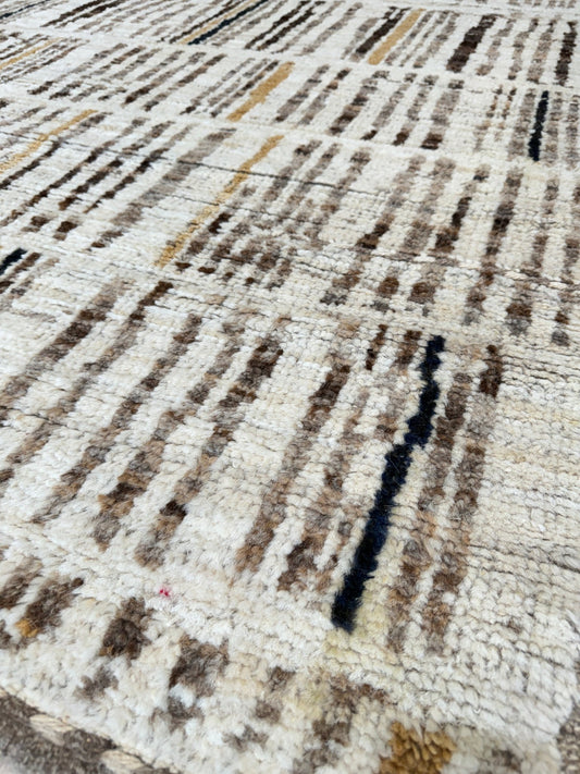 Moroccan Style 4'2"x6'1" Area Rug