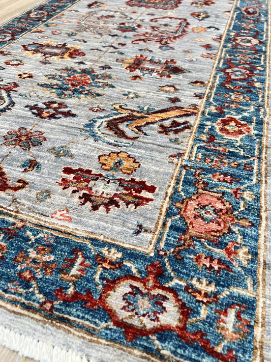 Transitional Serapi Runner 2'6"x7'7" Area Rug
