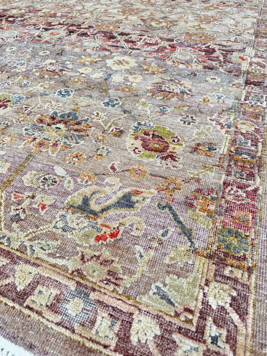 Vintage Look Agra 8'2"x9'11" Area Rug