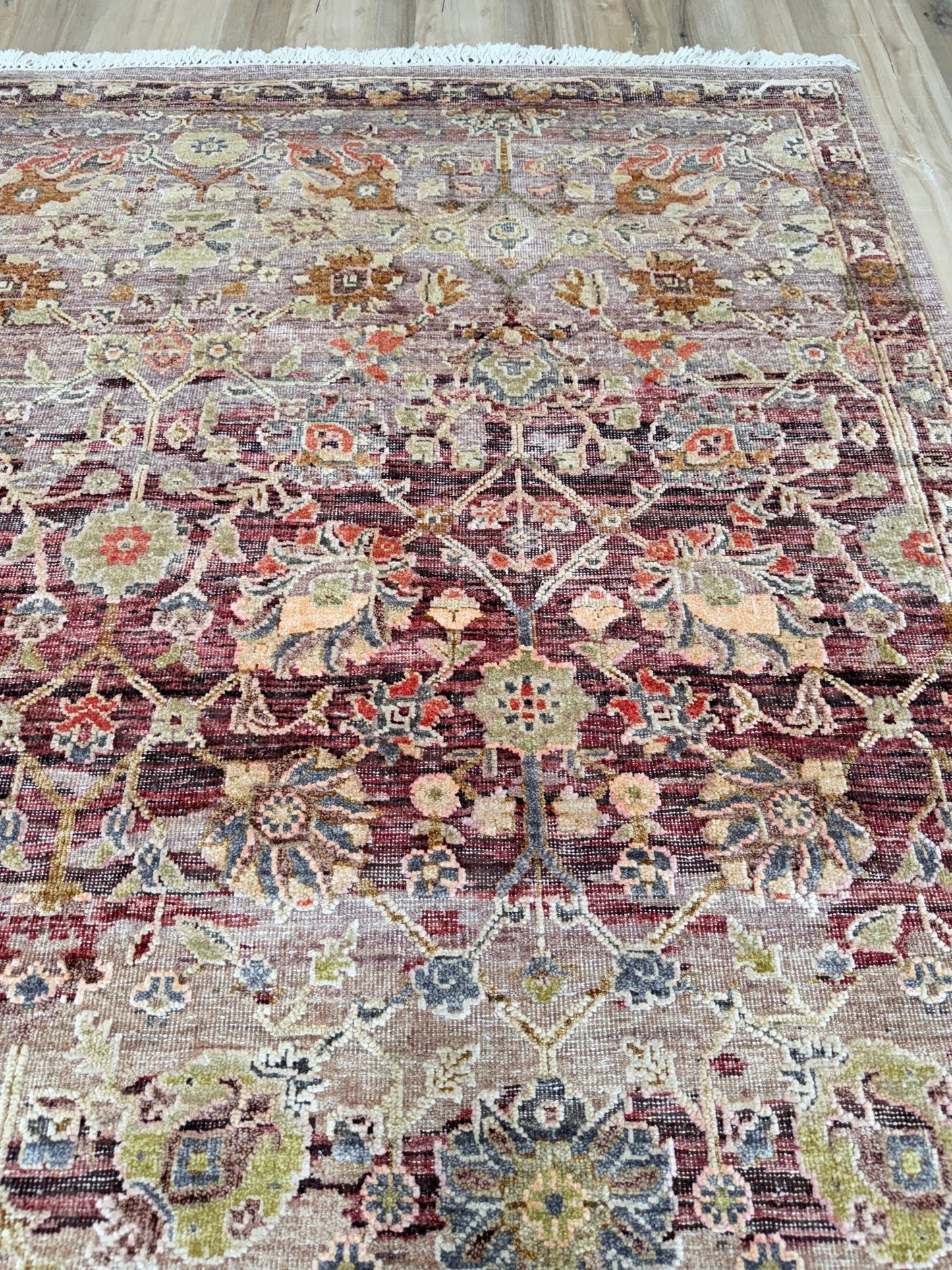 Vintage Look Agra 8'2"x9'11" Area Rug