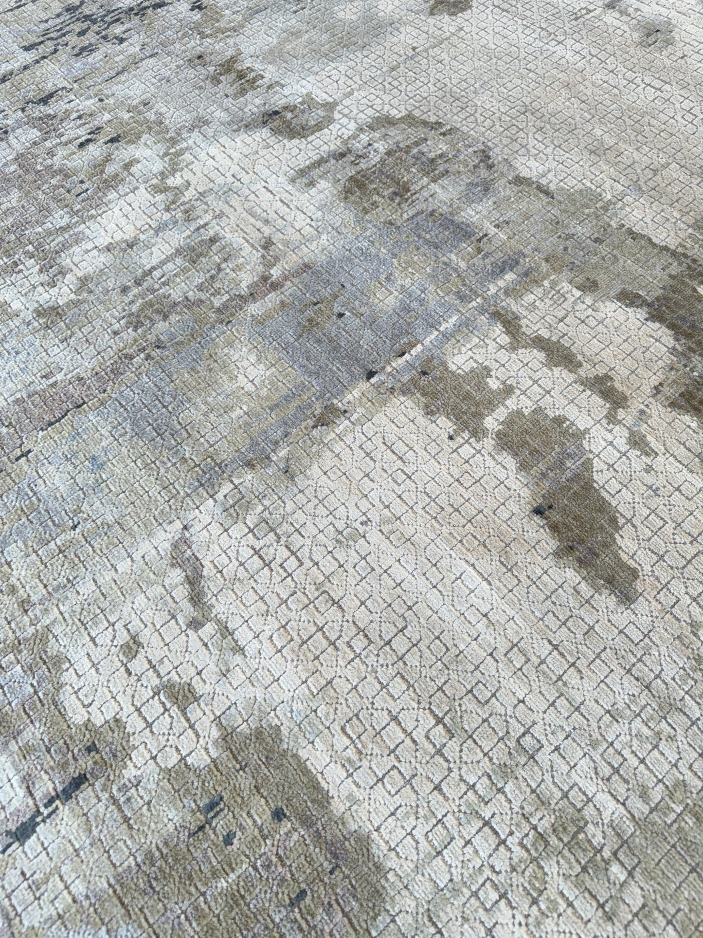 Abstract Modern 10'0"x14'1" Area Rug