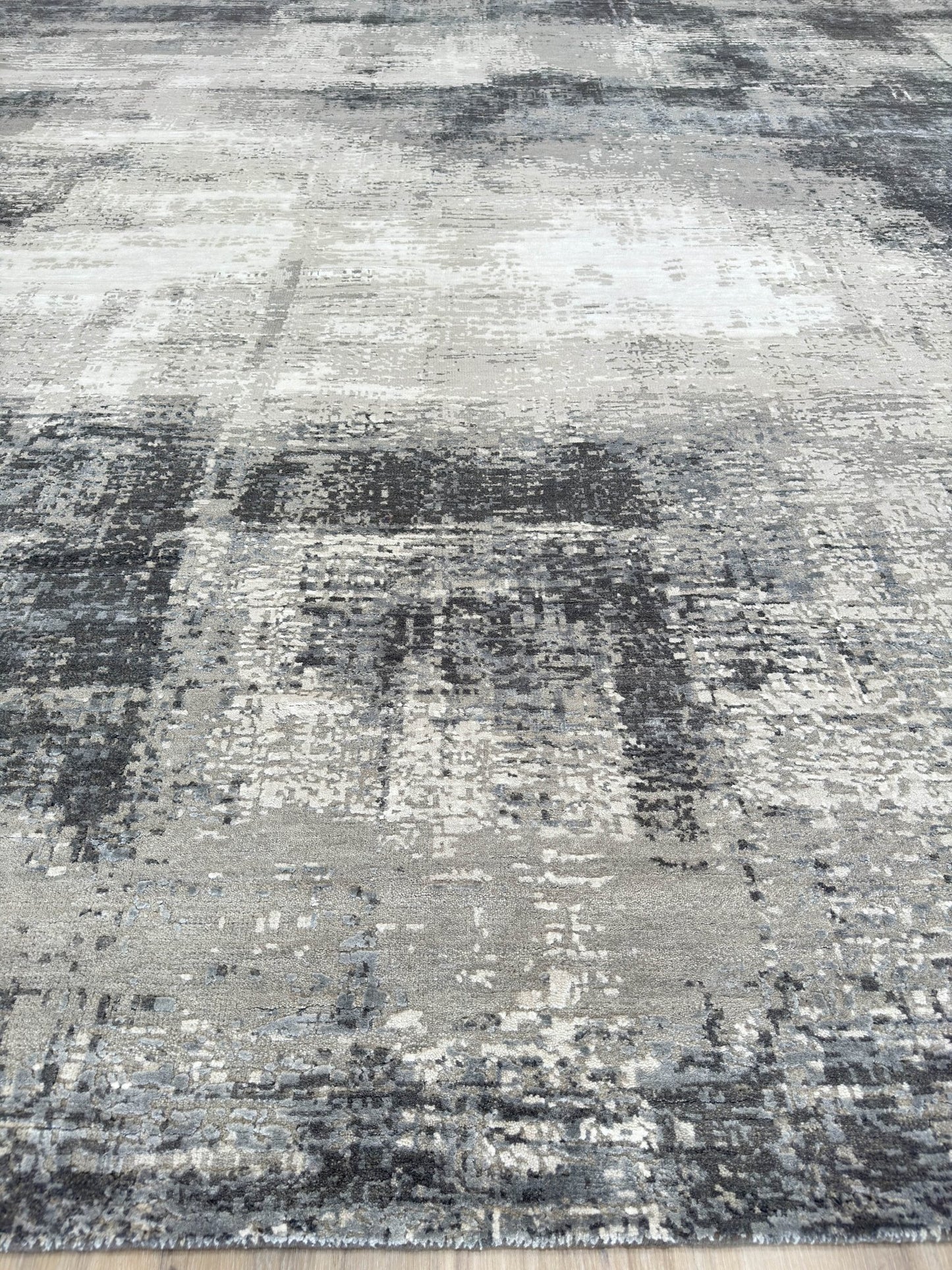 Abstract Modern 12'0"x15'0" Area Rug