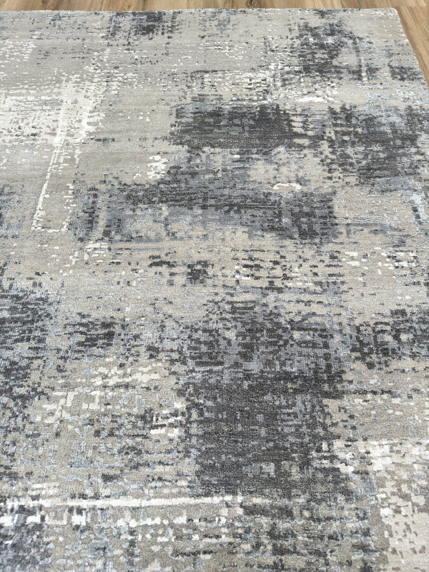 Abstract Modern 12'0"x15'0" Area Rug