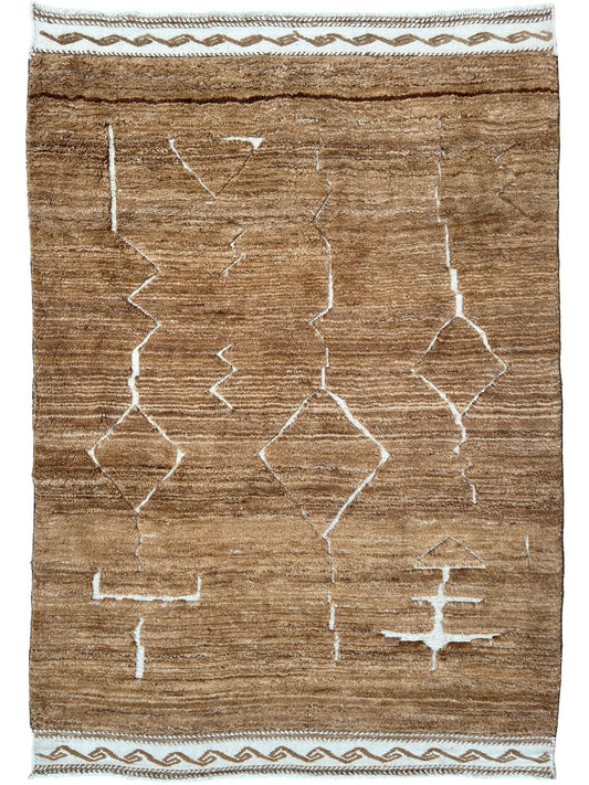 Moroccan Style 4'8"x6'9" Area Rug