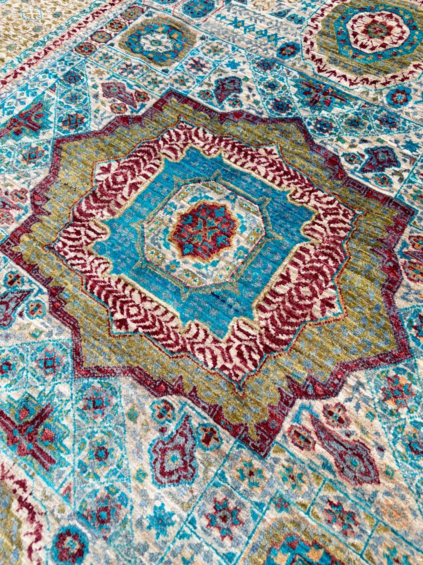 Transitional Mamluk 5'2"x6'10" Area Rug