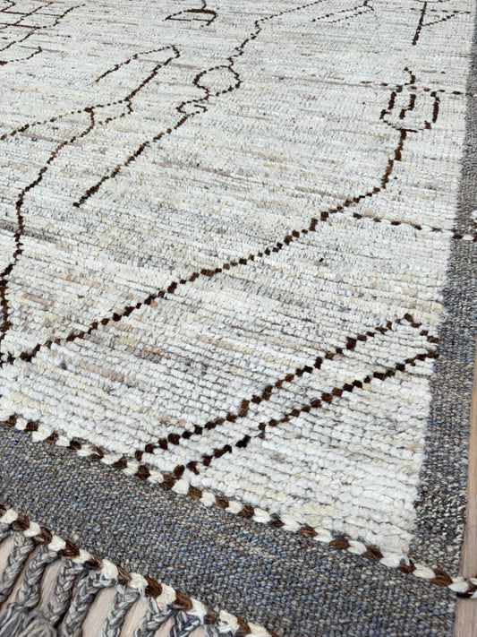 Moroccan Style 5'7"x7'3" Area Rug