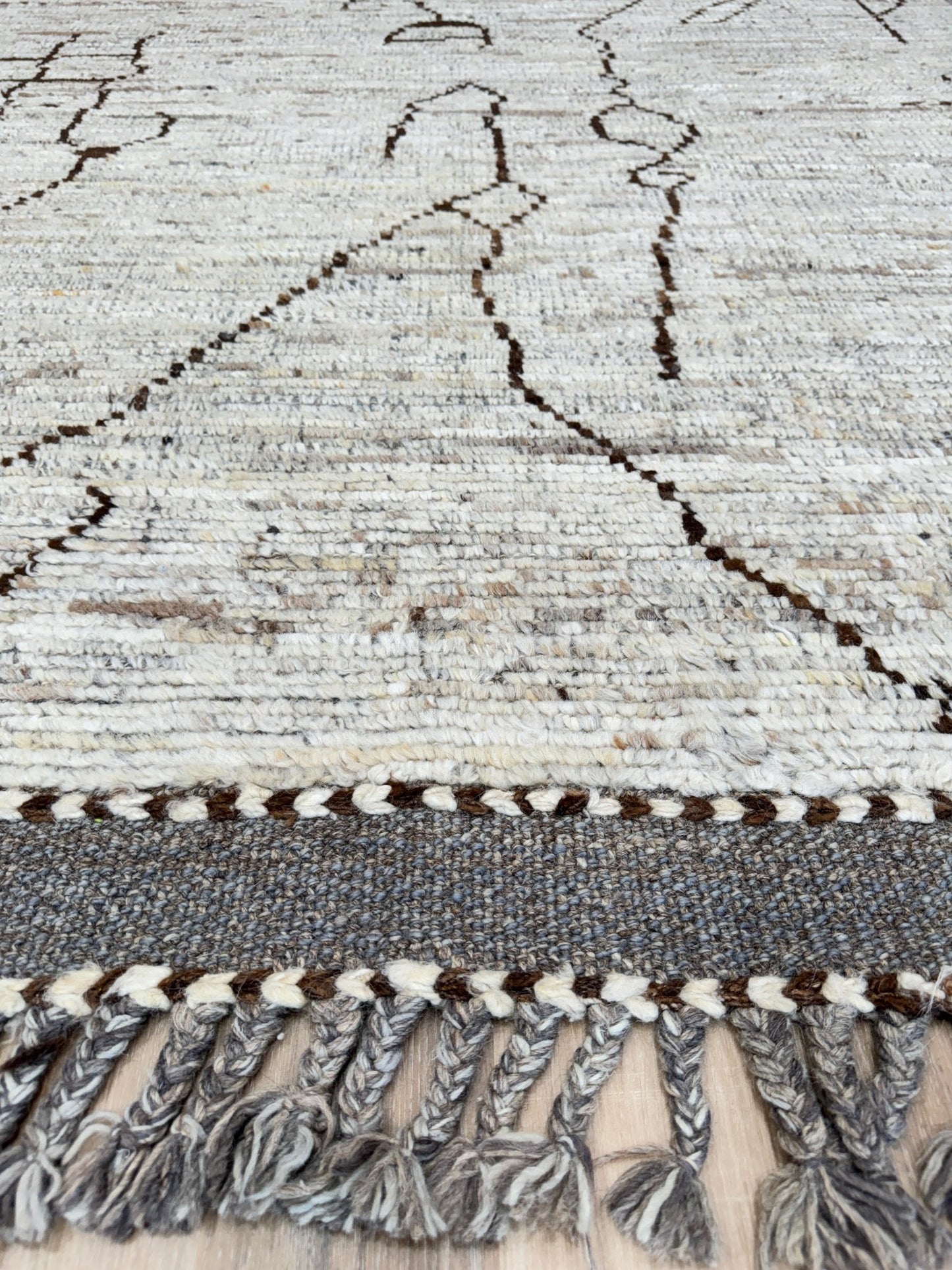 Moroccan Style 5'7"x7'3" Area Rug