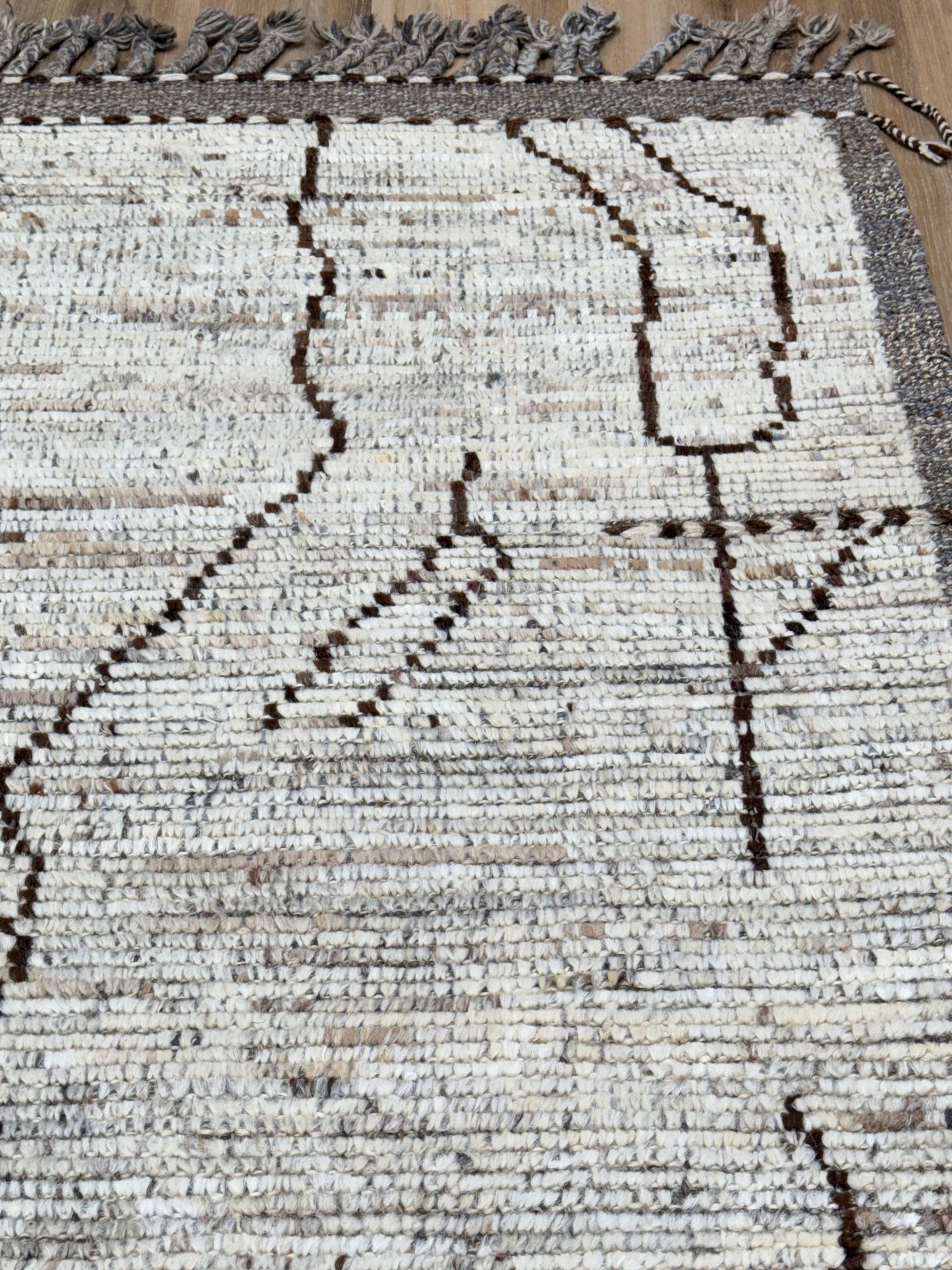 Moroccan Style 5'7"x7'3" Area Rug