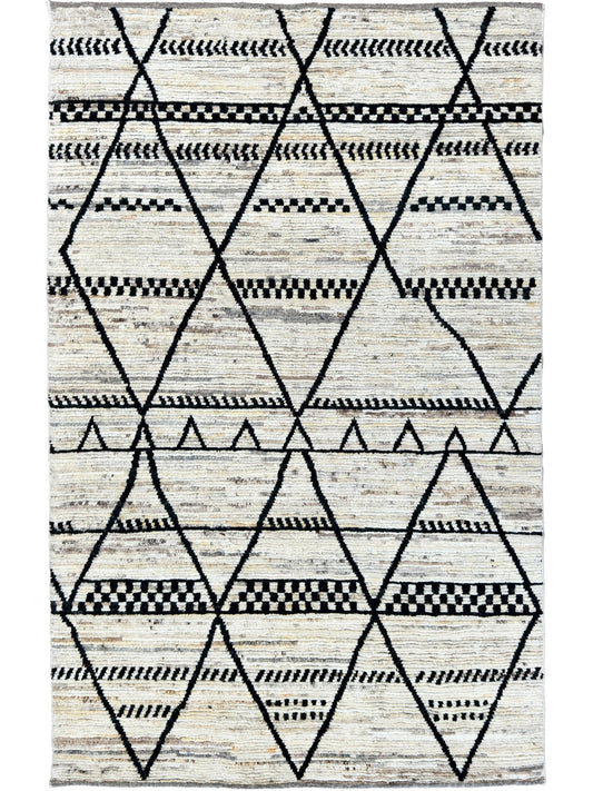 Moroccan Style 6'5"x9'0" Area Rug