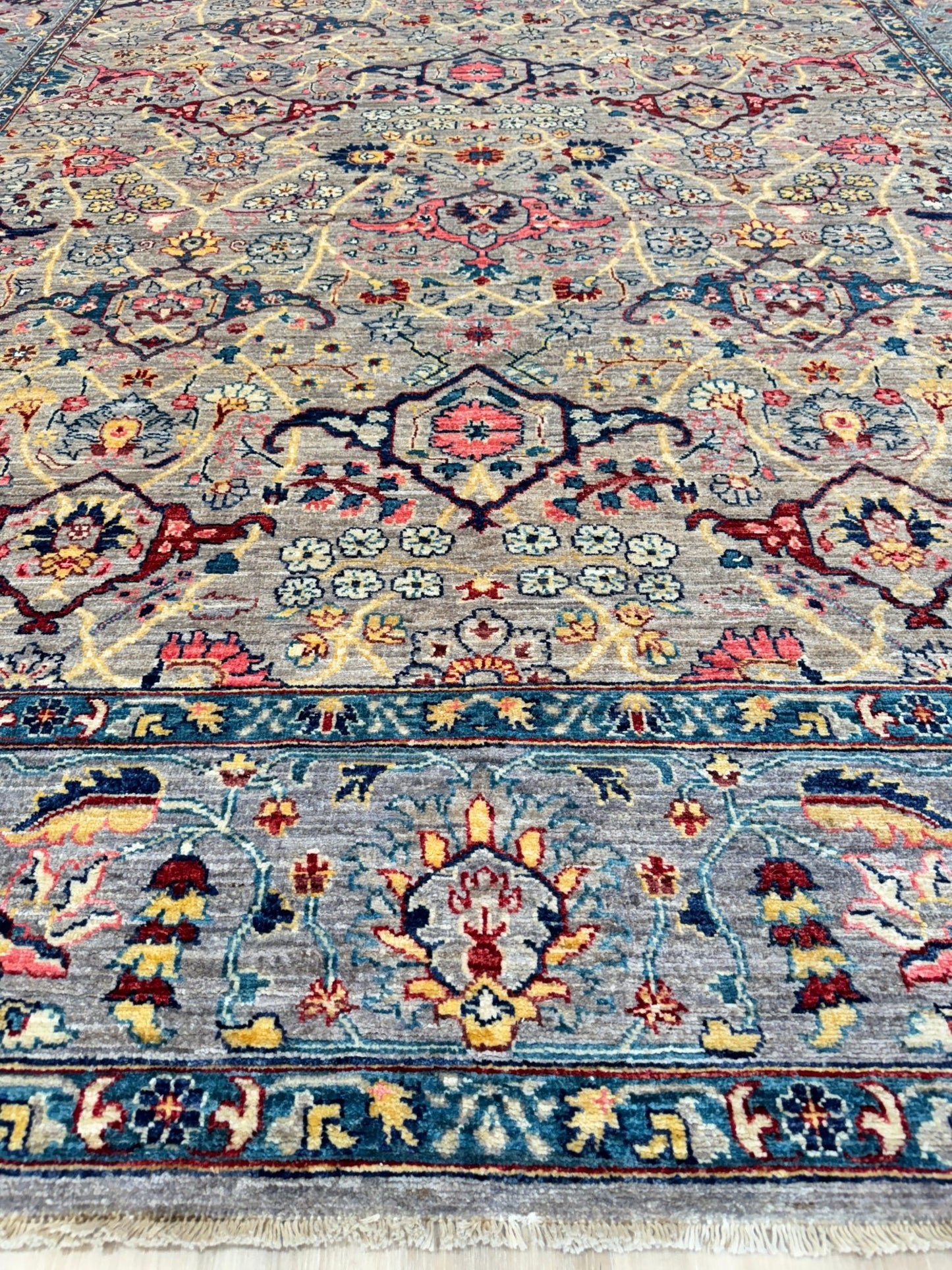 Transitional Bijar 8'2"x9'10" Area Rug