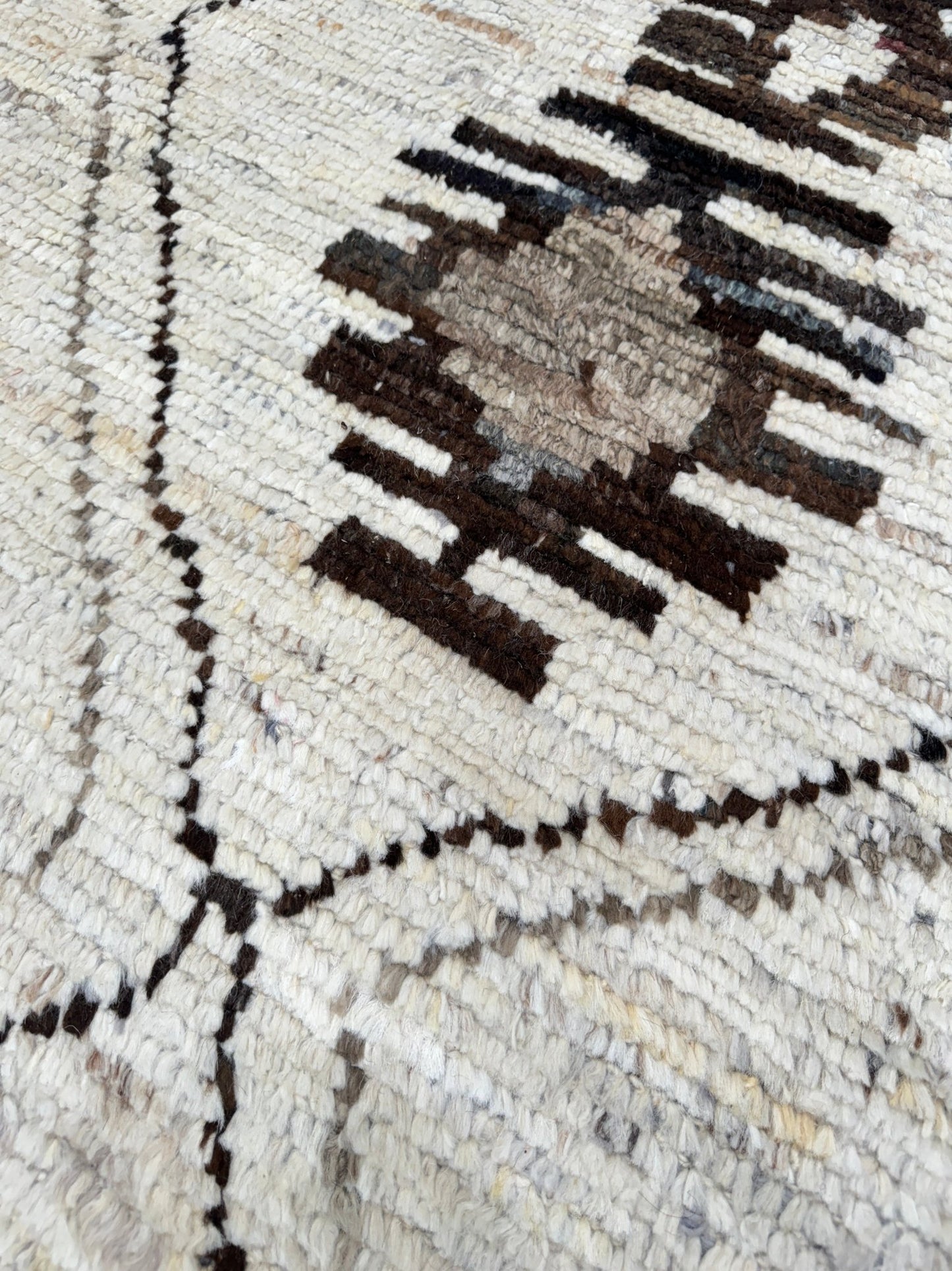 Moroccan Style 9'10"x14'4" Area Rug