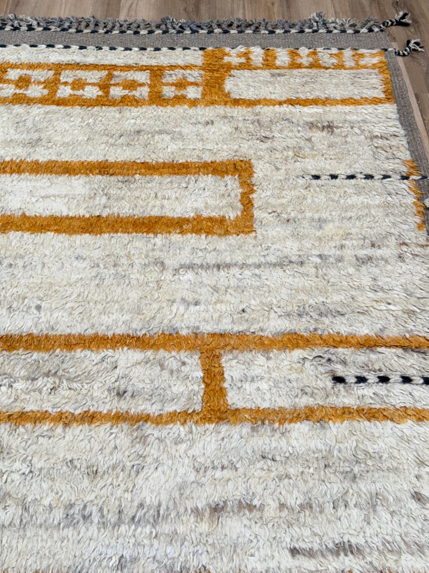 Moroccan Style 10'5"x14'3" Area Rug