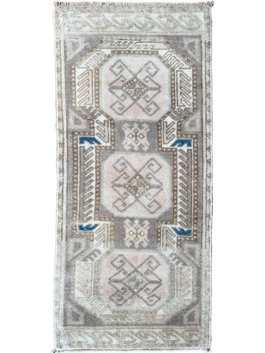 Turkish Vintage 1'7"x3'5" Area Rug
