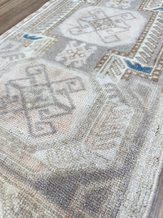 Turkish Vintage 1'7"x3'5" Area Rug