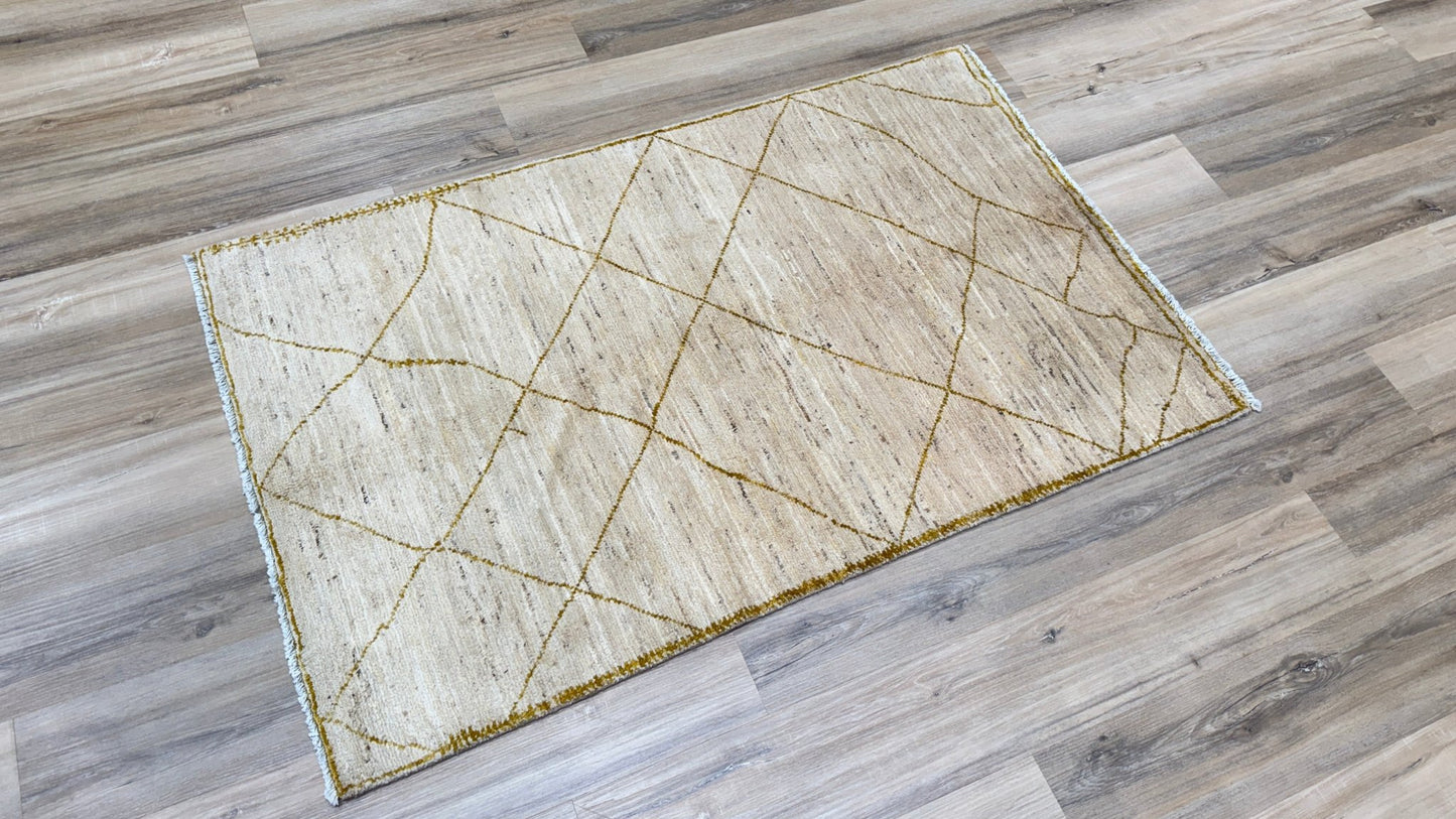 Moroccan Style 3'1"x4'11" Area Rug