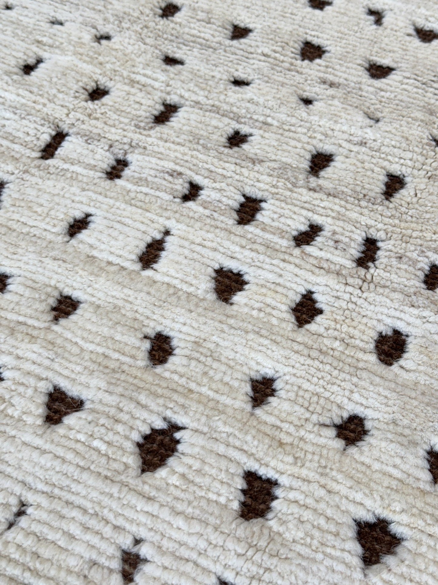 Moroccan Style 4'5"x6'0" Area Rug