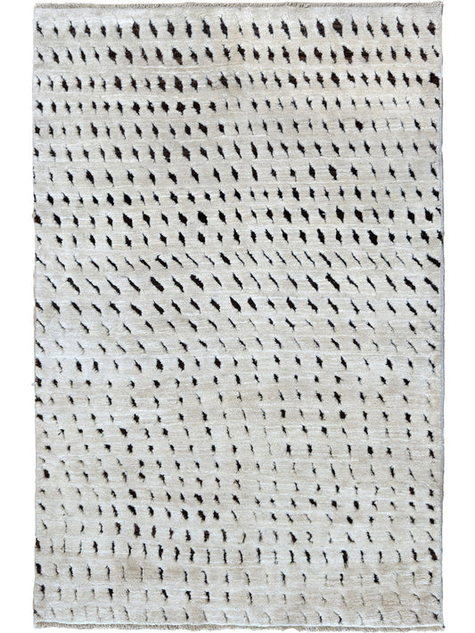 Moroccan Style 4'6"x6'8" Area Rug