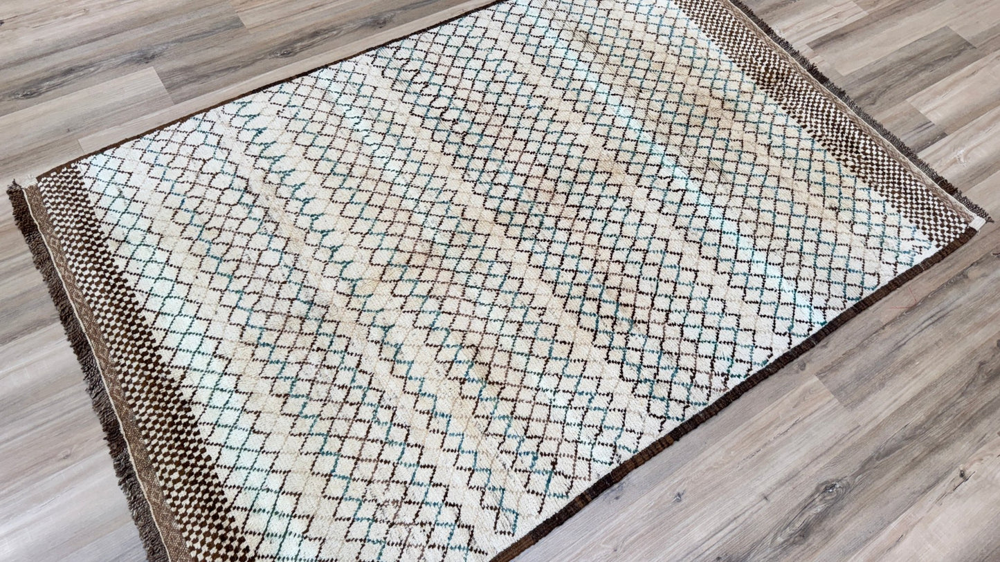 Moroccan Style 5'1"x7'7" Area Rug