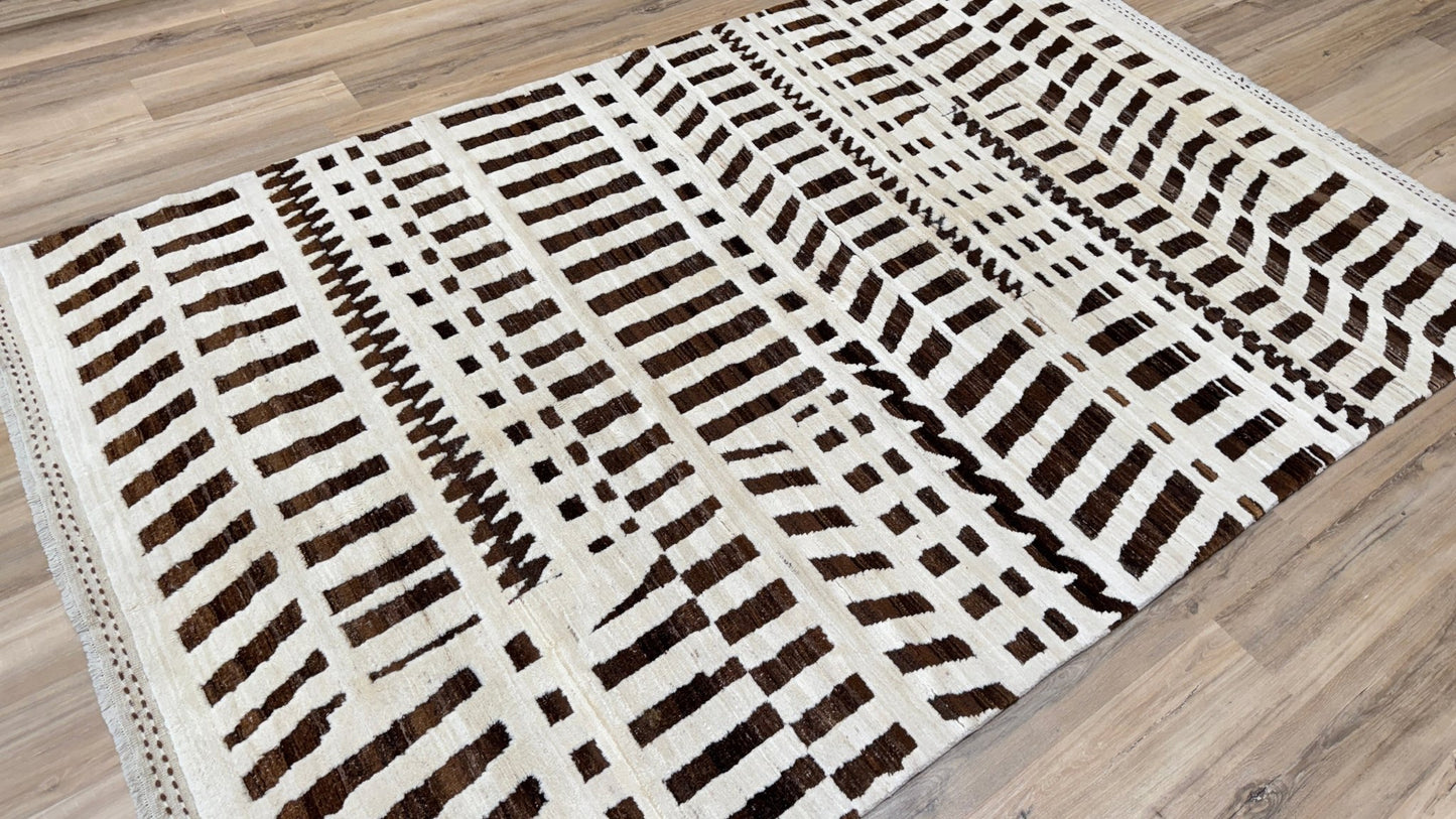 Moroccan Style 6'0"x9'4" Area Rug
