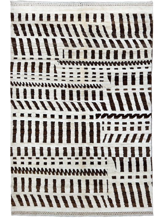 Moroccan Style 6'0"x9'4" Area Rug