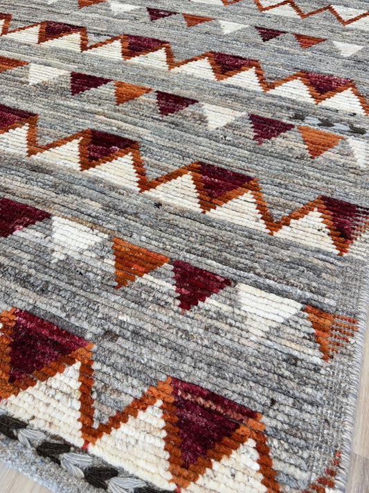 Moroccan Style 6'6"x9'4" Area Rug