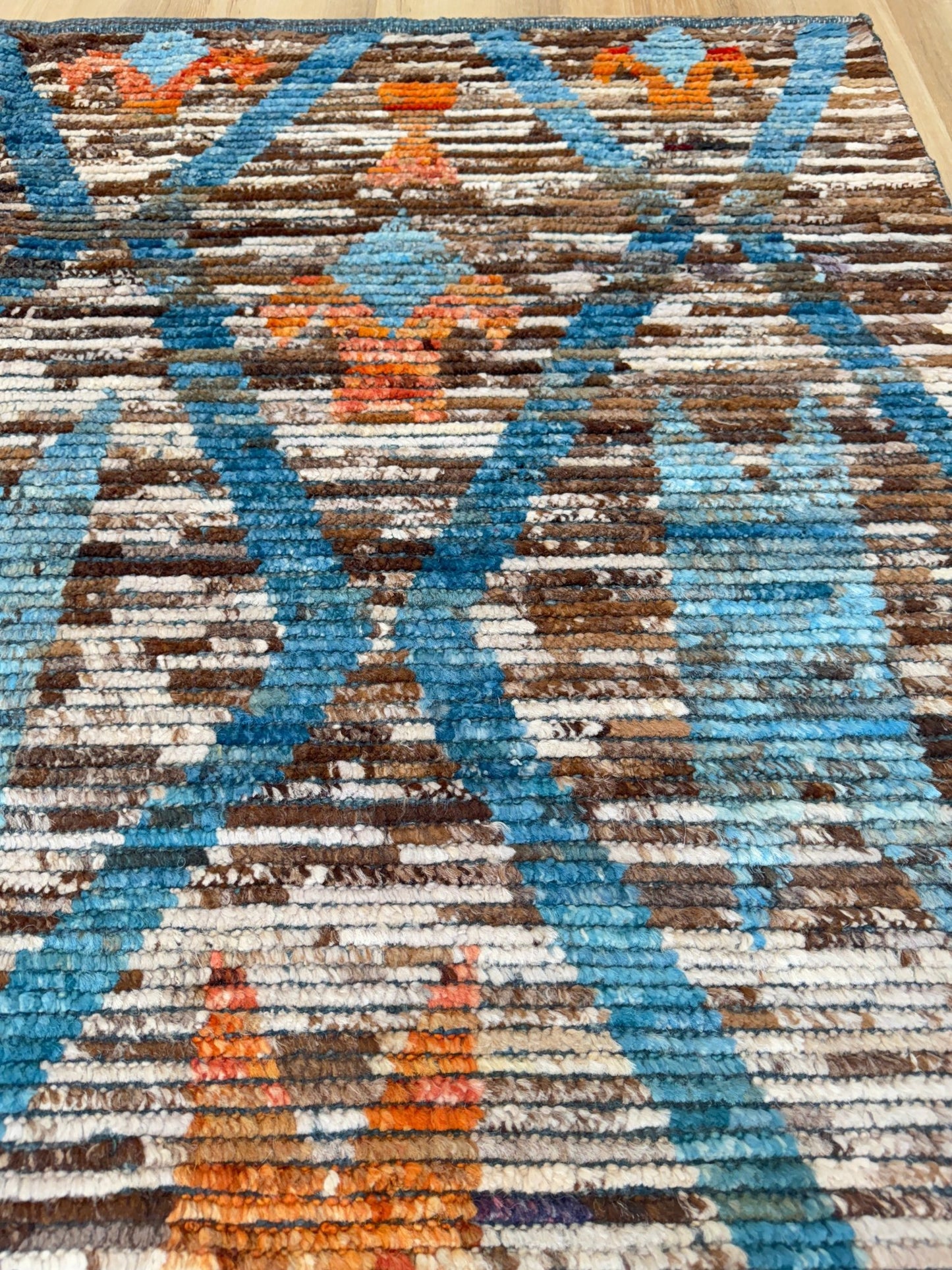 Moroccan Style 6'4"x9'7" Area Rug