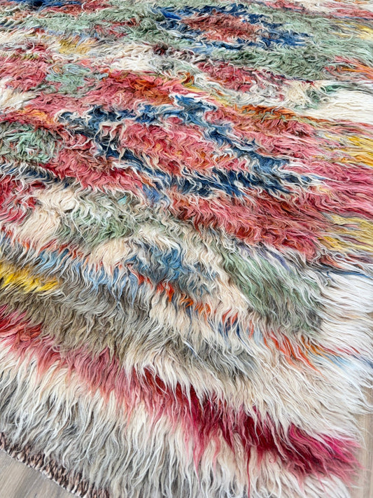 Moroccan Shag 7'2"x9'8" Area Rug