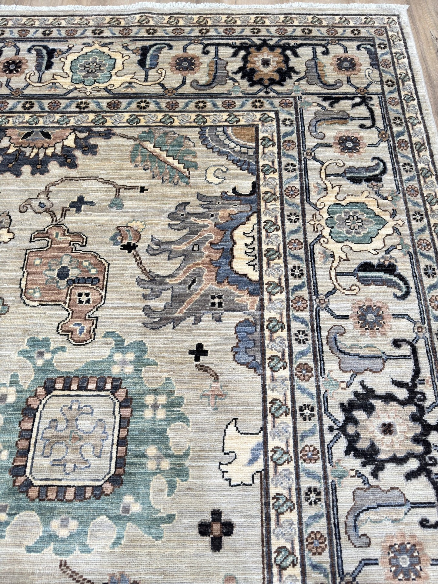 Transitional Heriz 7'11"x9'9" Area Rug