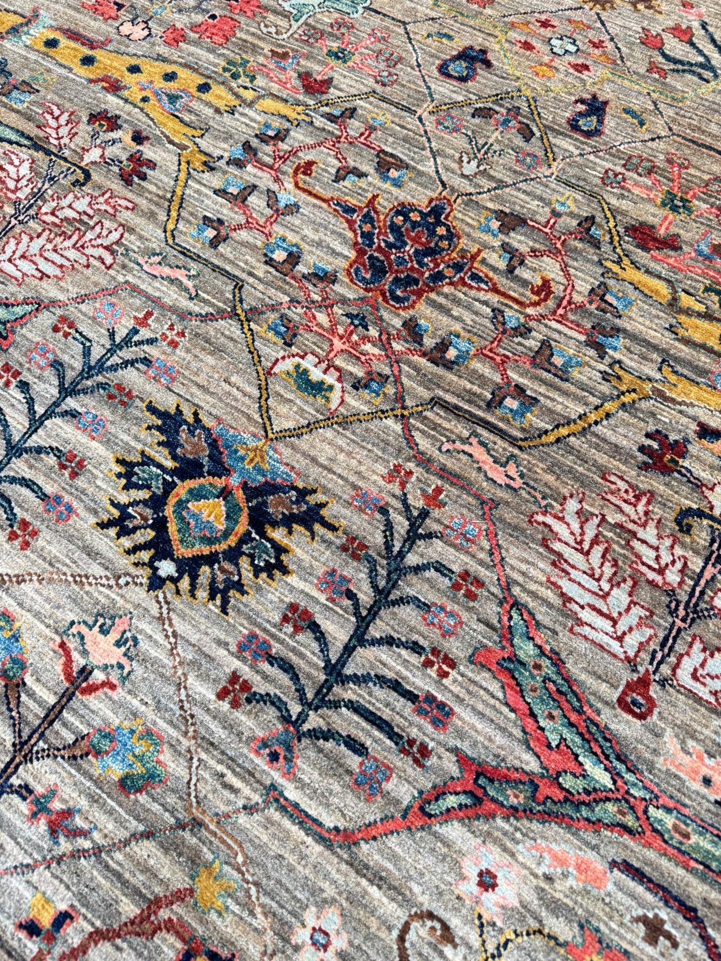 Transitional Bijar 8'3"x9'10" Area Rug