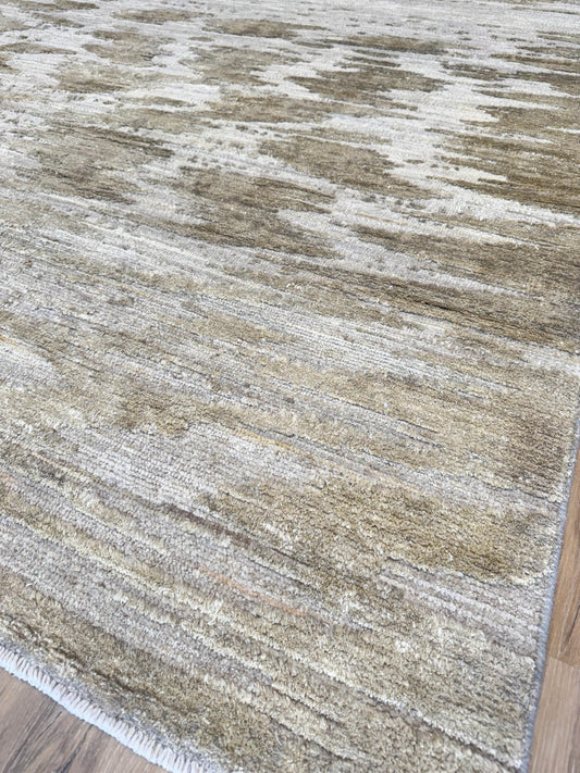 Abstract Modern 7'9"x9'5" Area Rug