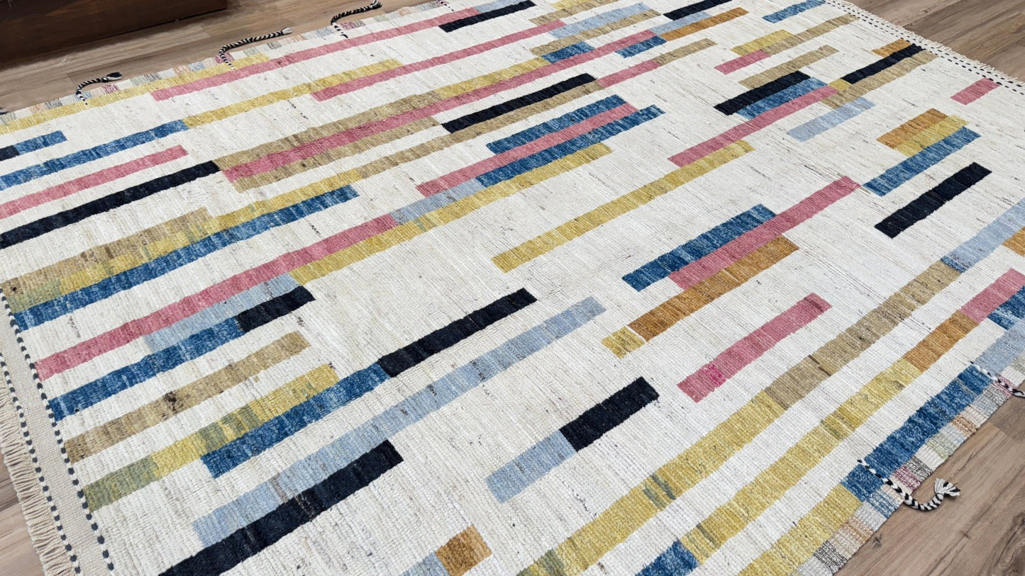 Moroccan Style 8'6"x11'9" Area Rug