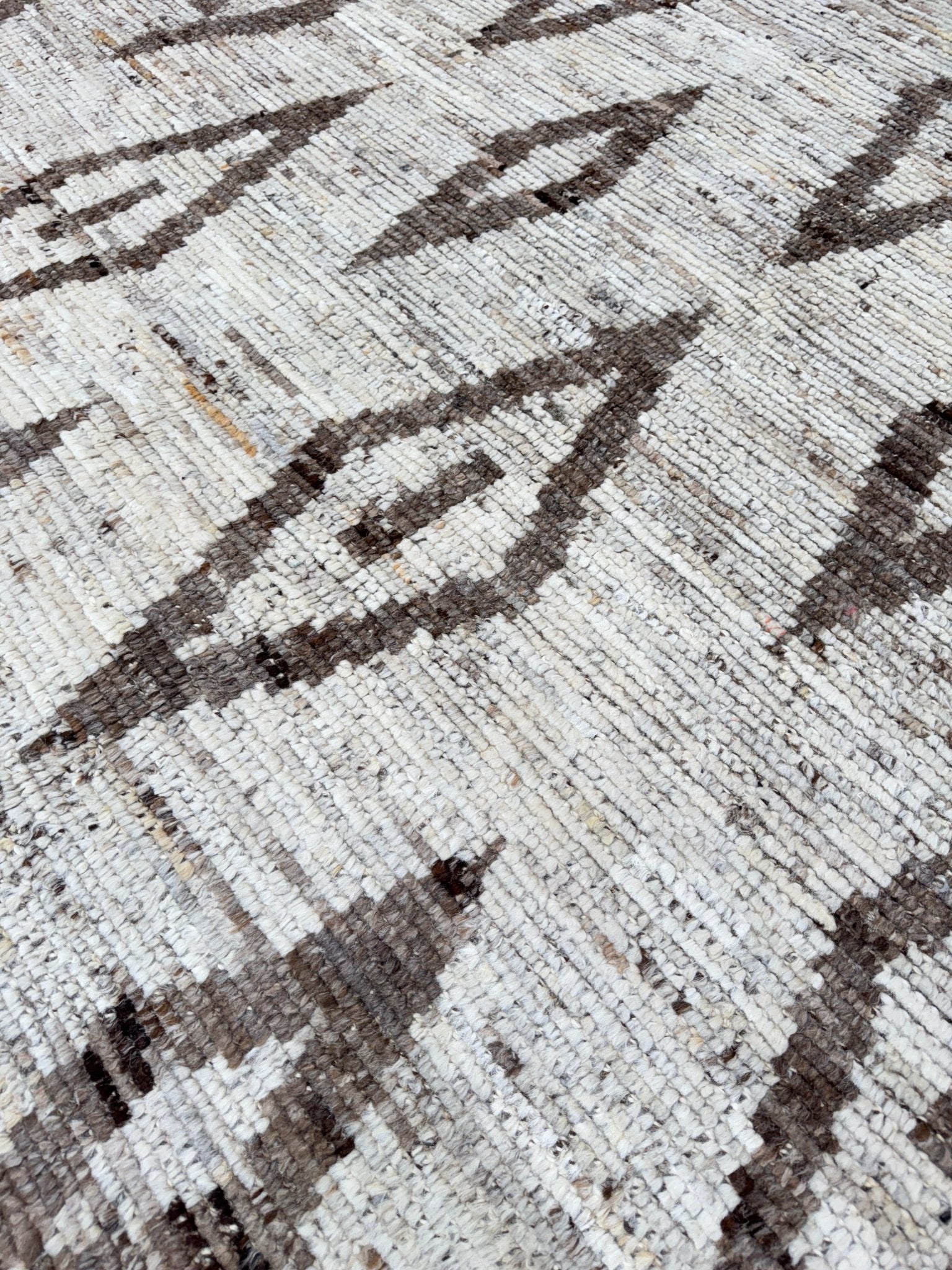 Moroccan Style 10'6"x13'0" Area Rug