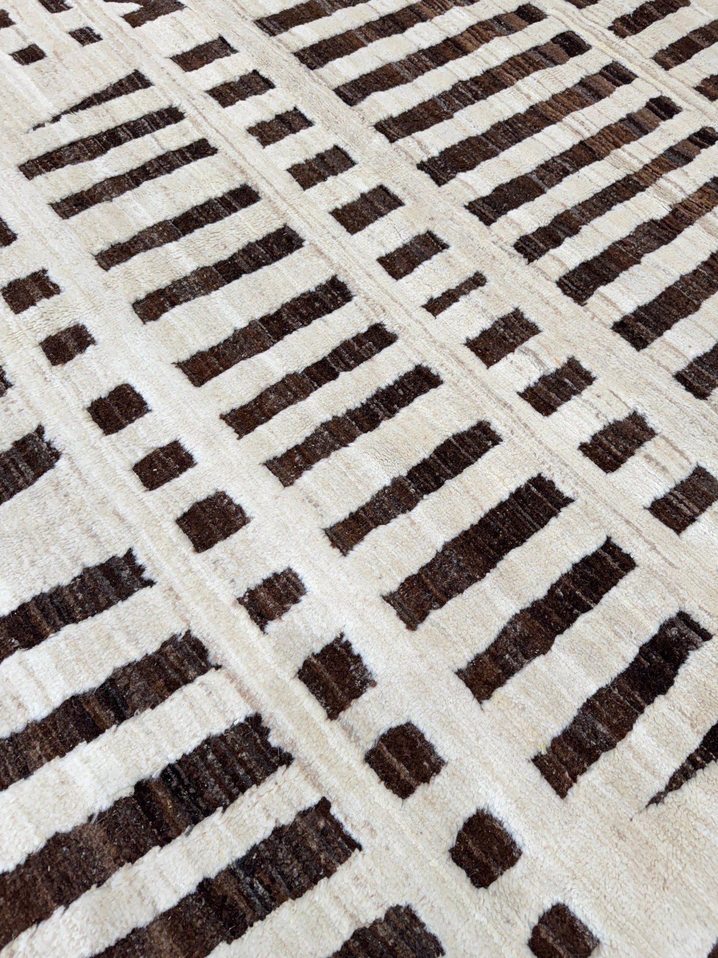 Moroccan Style 9'7"x13'0" Area Rug