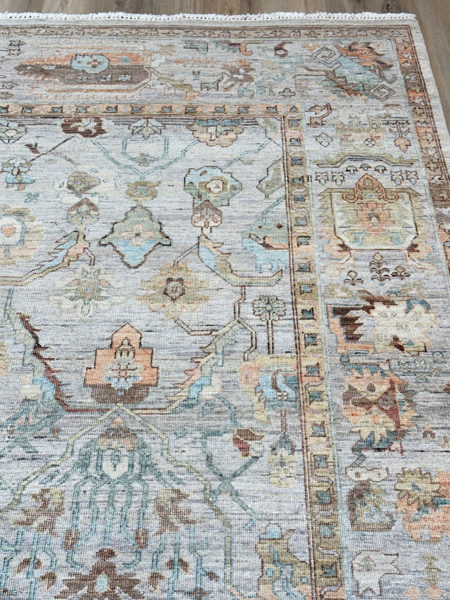 Vintage Look Agra 9'0"x12'1" Area Rug
