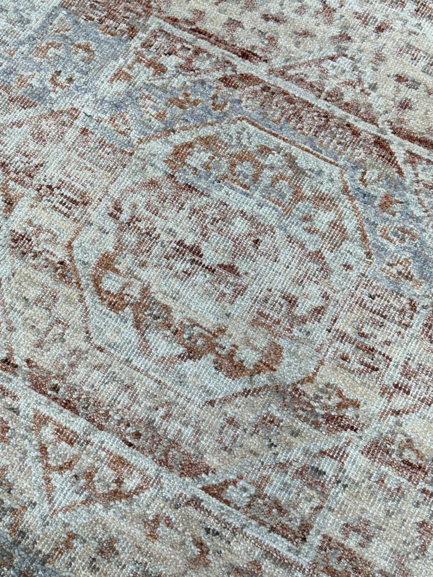 Vintage Look Mamluk 4'2"x5'11" Area Rug