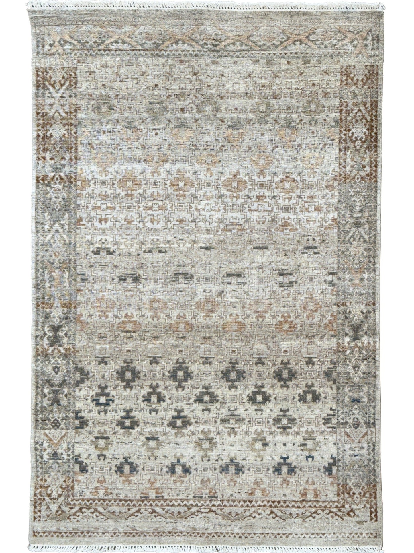 Vintage Look Khotan 4'1"x6'0" Area Rug