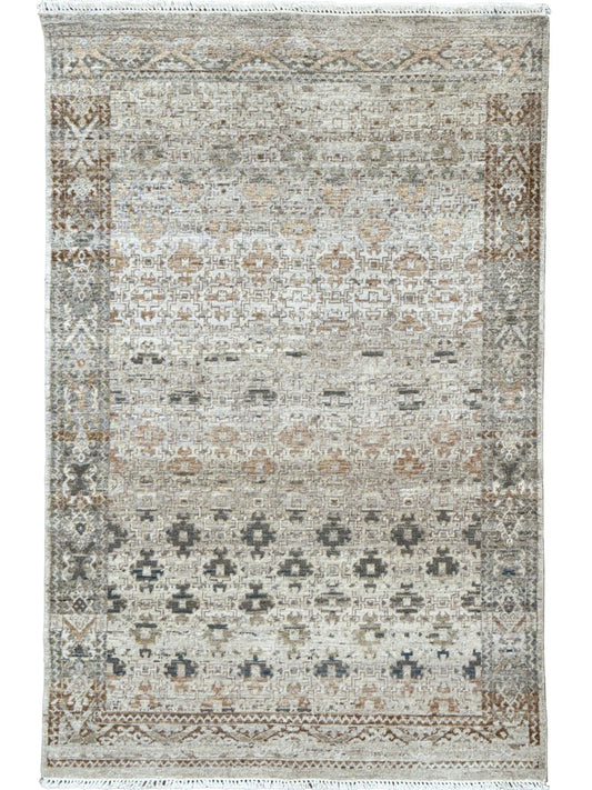 Vintage Look Khotan 4'1"x6'0" Area Rug