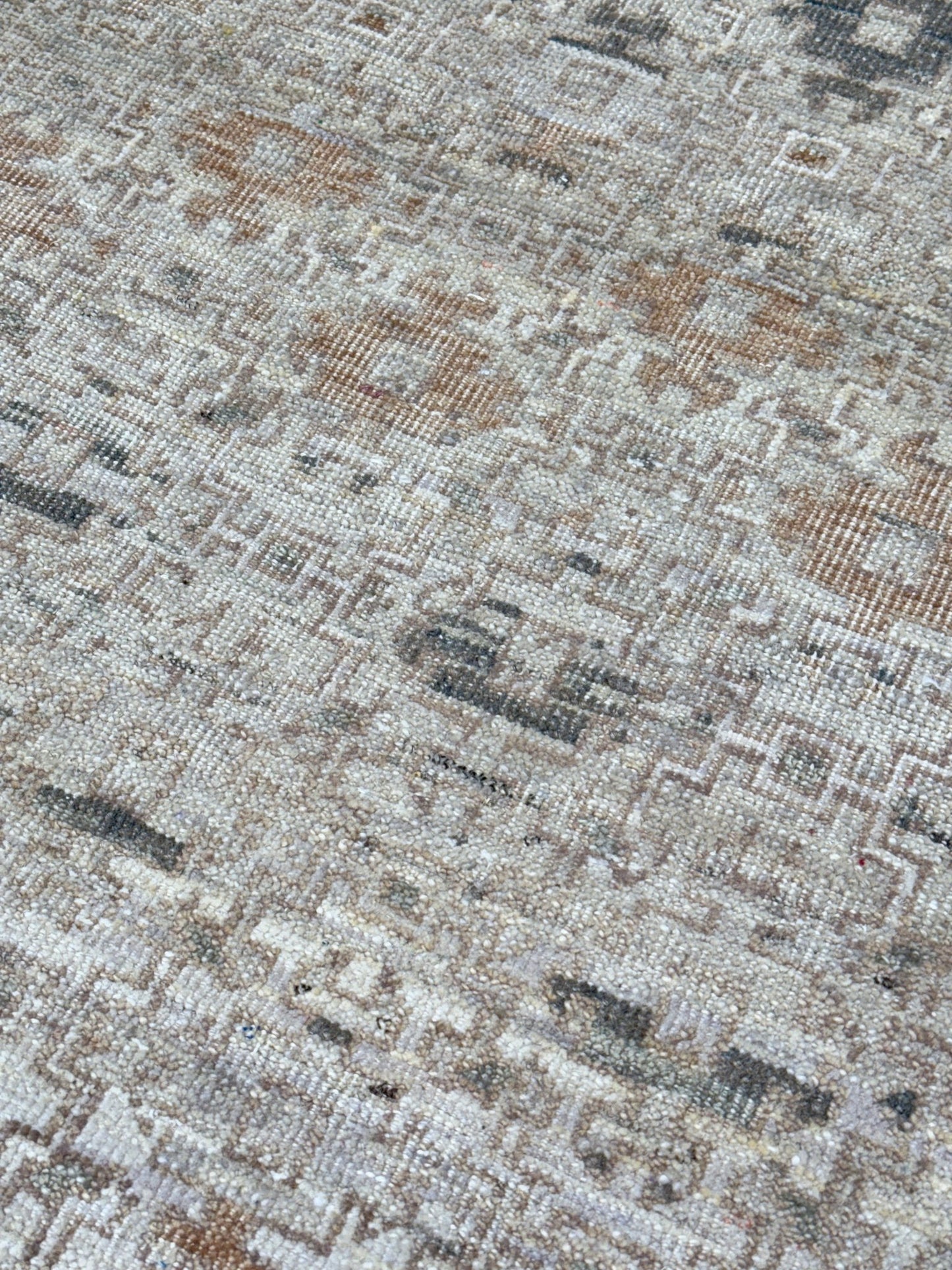 Vintage Look Khotan 4'1"x6'0" Area Rug