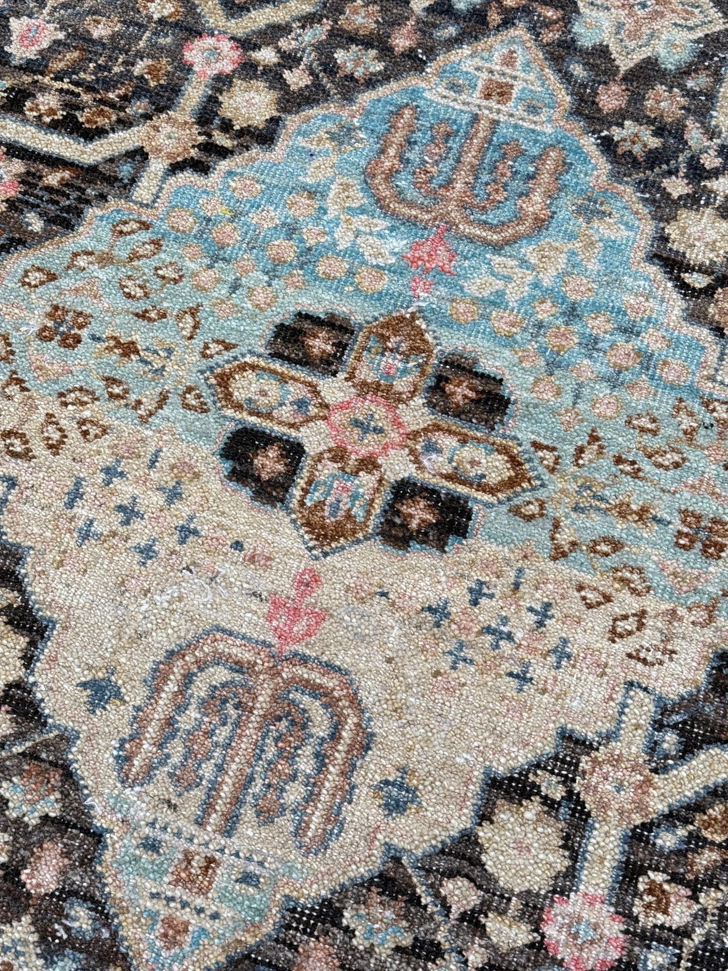 Vintage Look Tabriz 4'1"x6'2" Area Rug