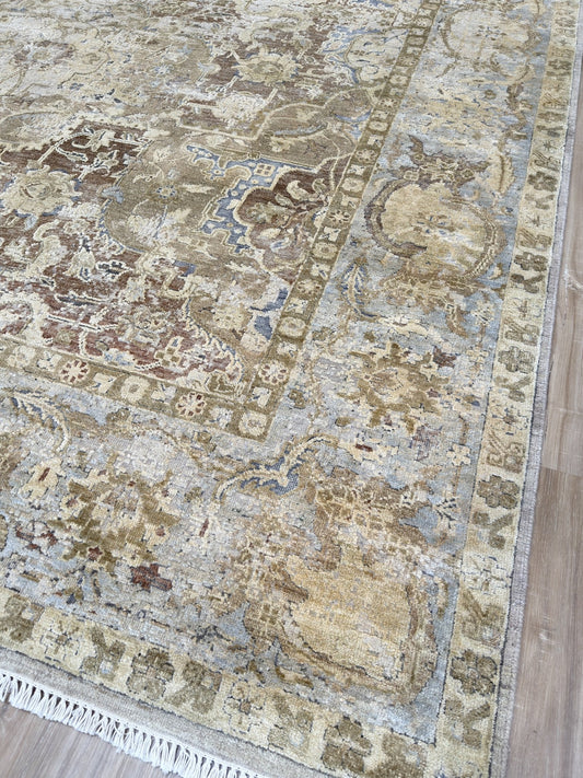 Vintage Look Isfahan Polonaise 9'3"x12'1" Area Rug