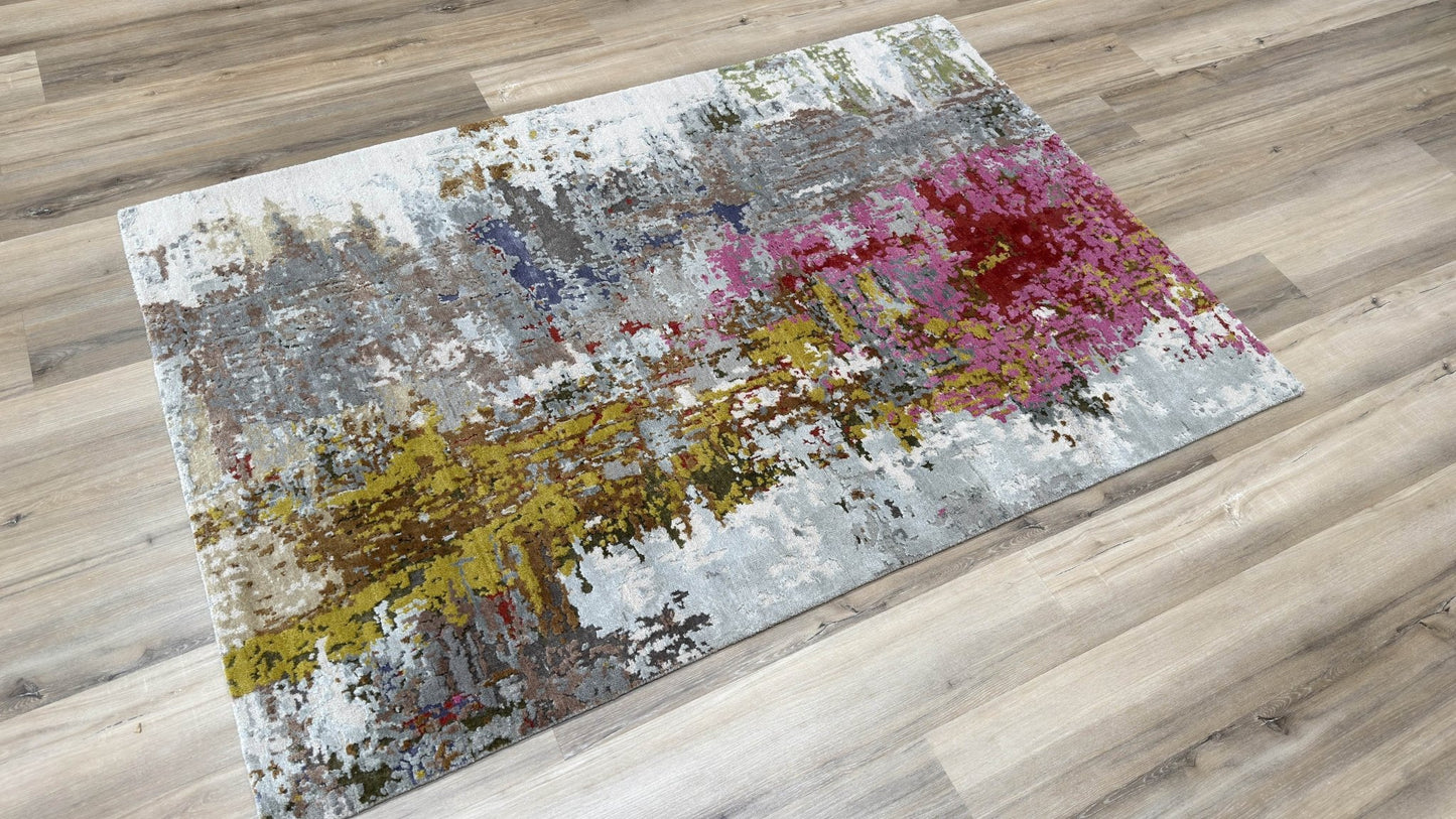 Abstract Modern 4'1"x6'1" Area Rug